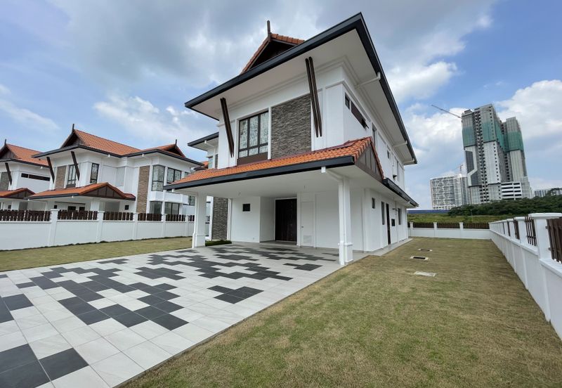 Serambi Villa Setia Alam Sari