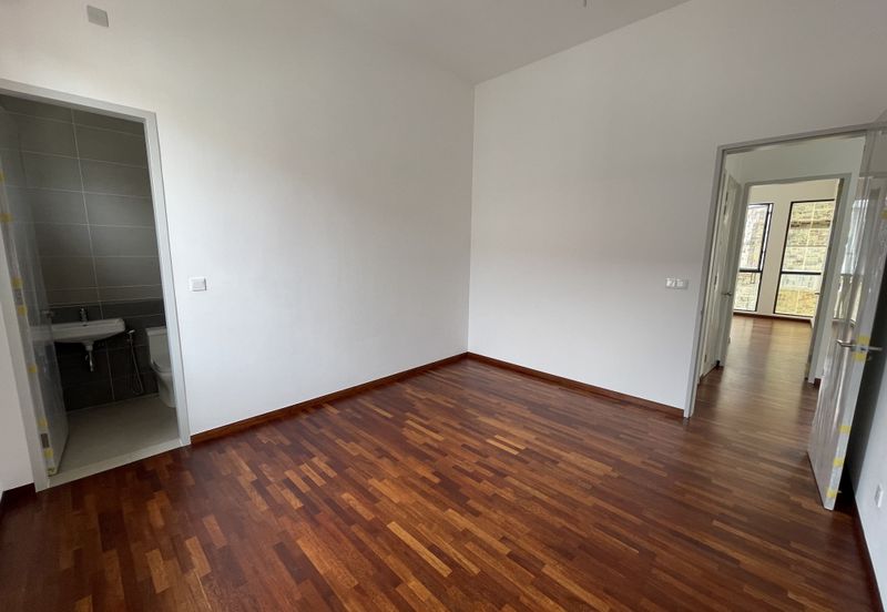 Serambi Villa Setia Alam Sari