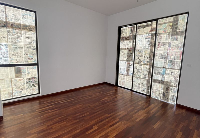 Serambi Villa Setia Alam Sari