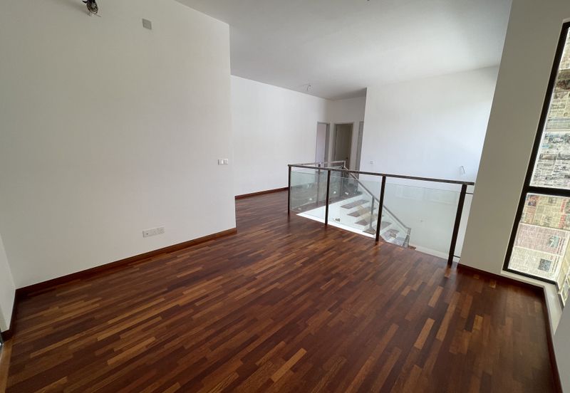 Serambi Villa Setia Alam Sari