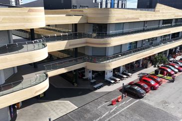 Ecohill Walk Mall, Setia Ecohill