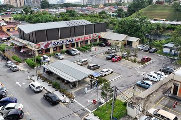 Shoplot 2 Storeys Intermediate at Jalan Jujur Bandar Tun Razak Cheras