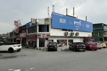 Shoplot 2 Storeys Intermediate at Jalan Jujur Bandar Tun Razak Cheras
