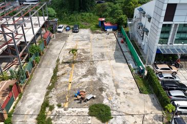 Prime Commercial Land for Rent at Ampang Utama Facing Mainroad