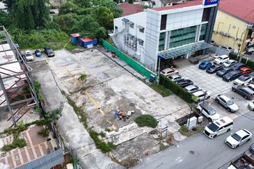 Prime Commercial Land for Rent at Ampang Utama Facing Mainroad