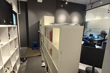 Saville @ Melawati Service Residence