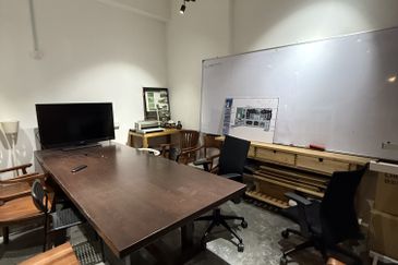 Saville @ Melawati Service Residence