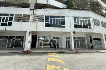 Saville @ Melawati Service Residence