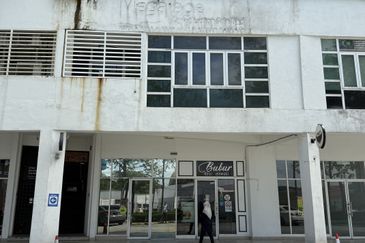 Saville @ Melawati Service Residence