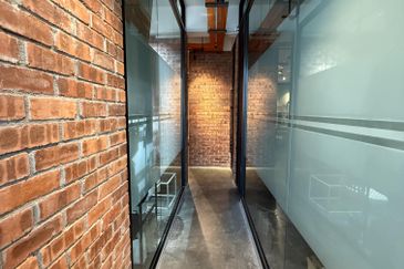 Saville @ Melawati Service Residence