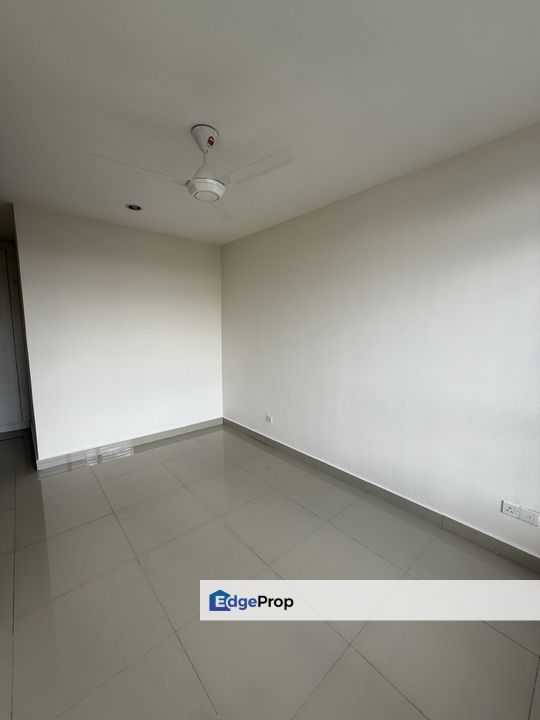 Suasana Lumayan Condominium 1142sf Facing Tasik Mid Floor , Kuala Lumpur, Cheras