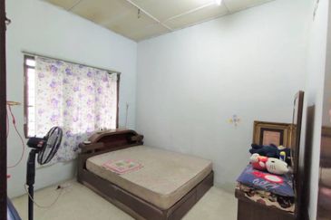 Single Storey Terrace, Taman Bunga Raya, Klang nea