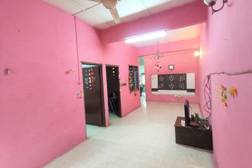 Single Storey Terrace, Taman Bunga Raya, Klang nea