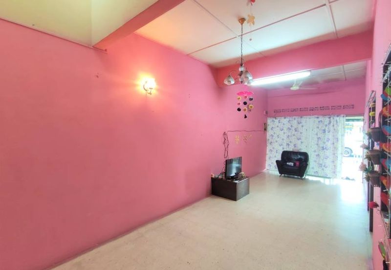 Single Storey Terrace, Taman Bunga Raya, Klang nea