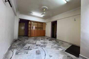 Tasik Heights Apartment