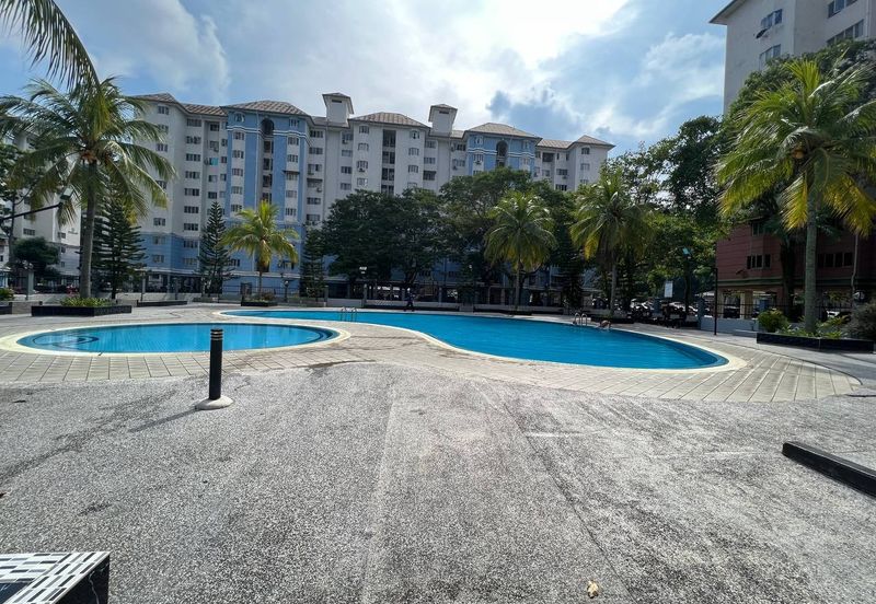 Tasik Heights Apartment