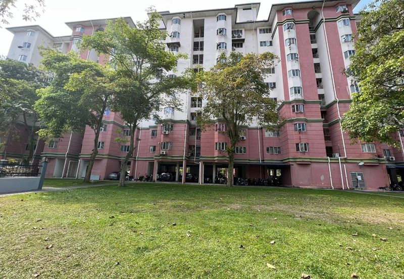 Tasik Heights Apartment