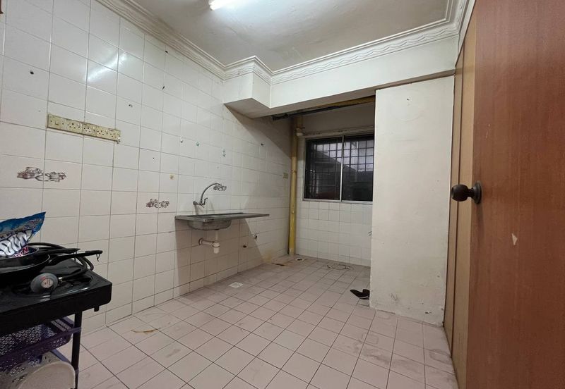 Tasik Heights Apartment