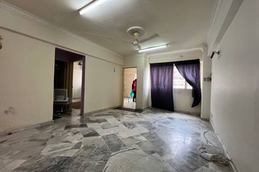 Tasik Heights Apartment