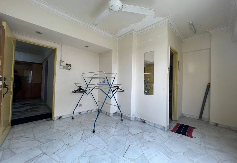 Tasik Heights Apartment