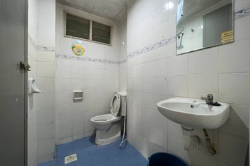 Tasik Heights Apartment