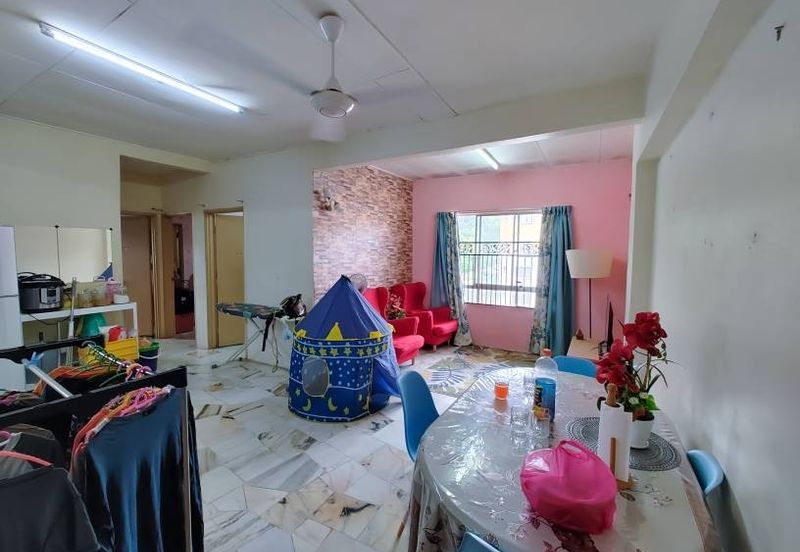 Astana Alam Apartment