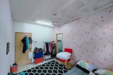 Astana Alam Apartment
