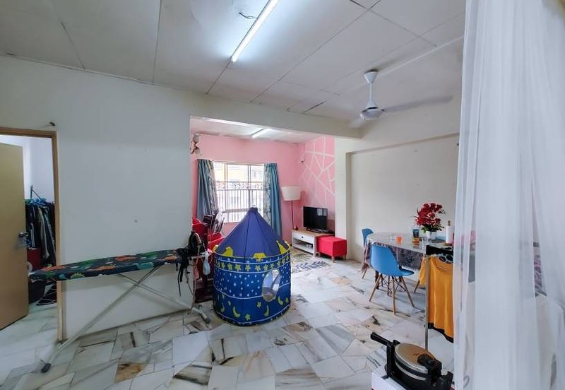 Astana Alam Apartment