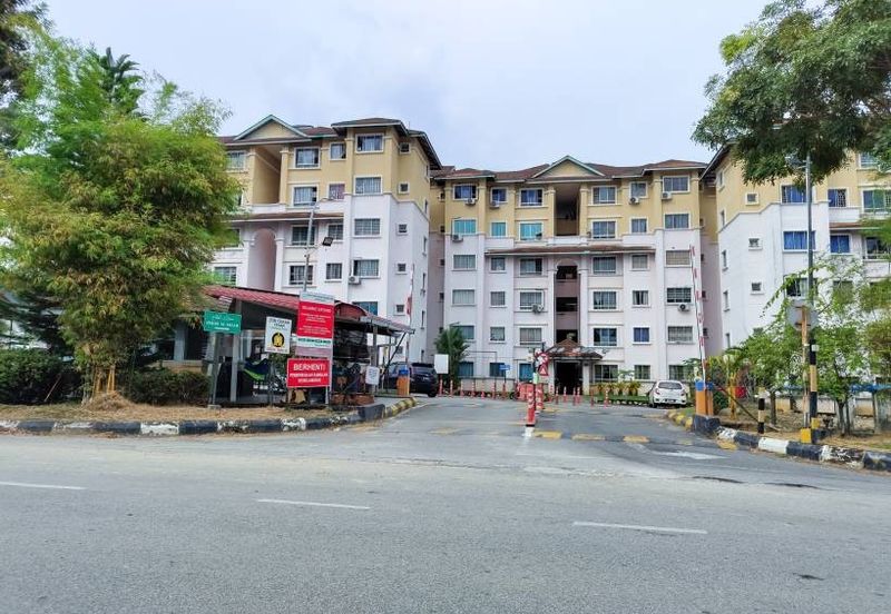 Astana Alam Apartment