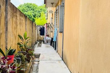 Taman Subang Pelangi