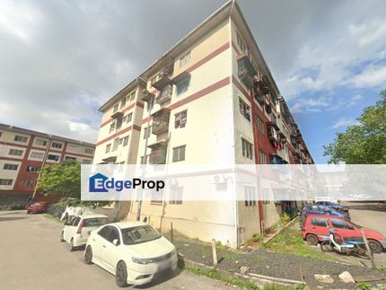 Top Floor Low Cost Apartment Seri Pulai, Balakong, Seri Kembangan, Selangor, Balakong