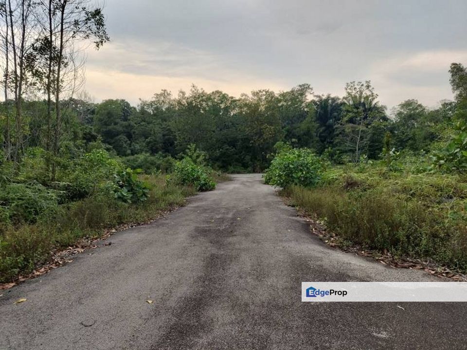 [6000sf Geran Individu] Tanah Lot Banglo Bukit Damar Dengkil Cyberjaya, Selangor, Dengkil