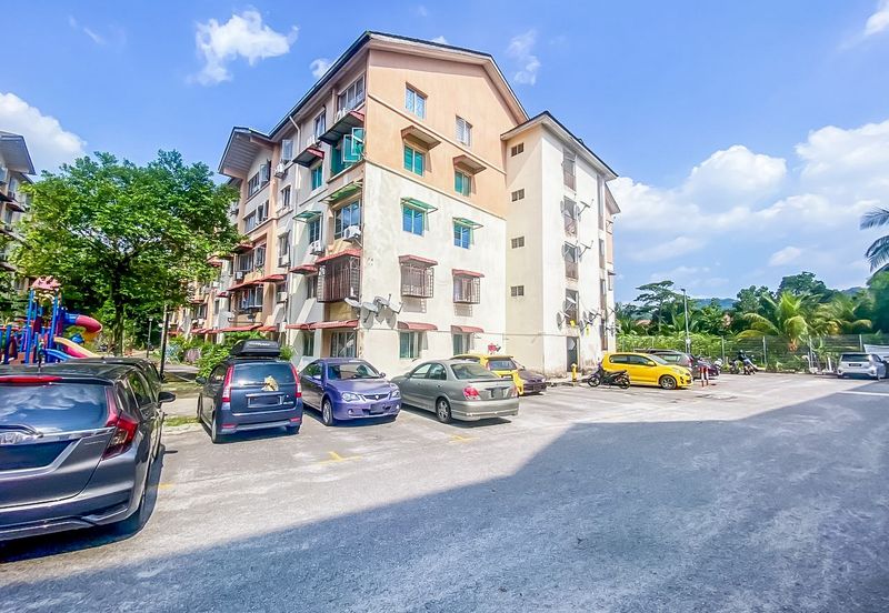 Apartment Indah, Damansara Damai