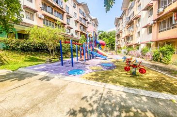 Apartment Indah, Damansara Damai