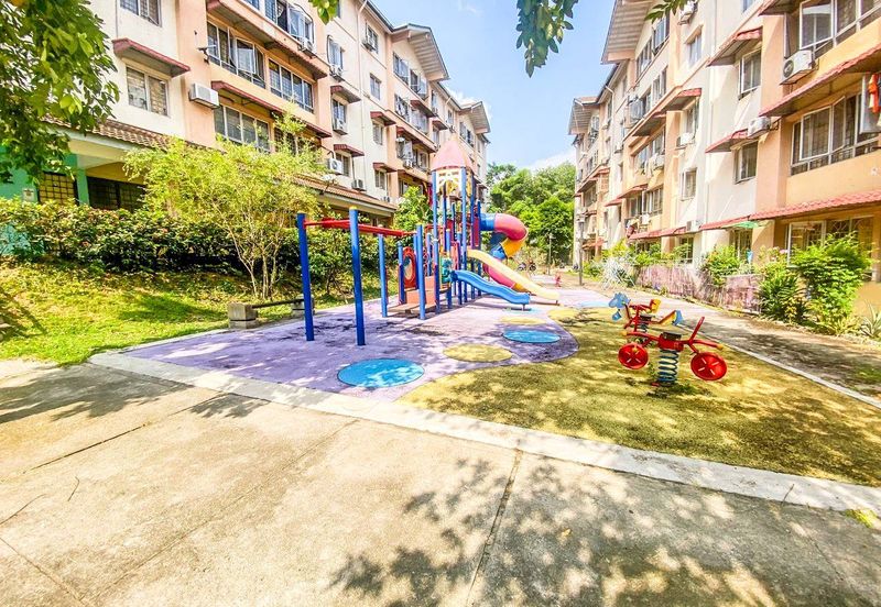 Apartment Indah, Damansara Damai