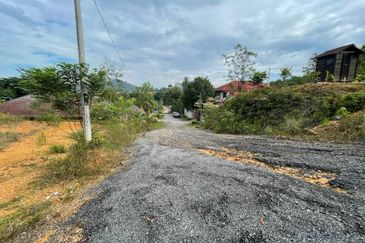 Putra Hill Residency