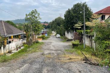 Putra Hill Residency