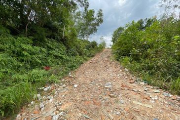 Putra Hill Residency