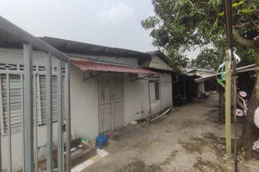 P/L 3713 KAMPUNG PANDAN