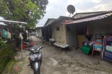 P/L 3713 KAMPUNG PANDAN