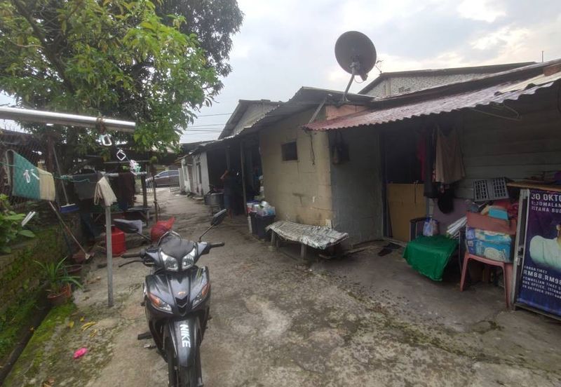 P/L 3713 KAMPUNG PANDAN