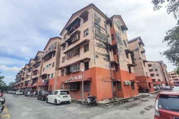 Melur Apartment