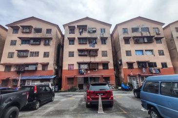 Melur Apartment