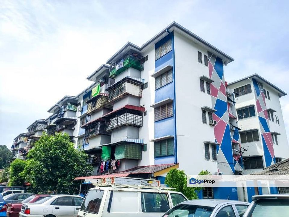 [TERMURAH & END LOT RENOVATED] Flat Taman Pinggiran Batu Caves, Selangor, Batu Caves 