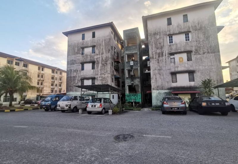 Seri Tanjung Apartment (Rose Court)