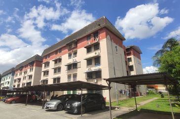[NEAR LRT & 2nd FLOOR] Pangsapuri Pandan Jaya, Cheras, Ampang Jaya
