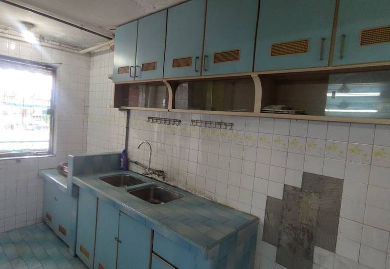 [NEAR LRT & 2nd FLOOR] Pangsapuri Pandan Jaya, Cheras, Ampang Jaya