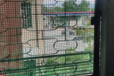 [NEAR LRT & 2nd FLOOR] Pangsapuri Pandan Jaya, Cheras, Ampang Jaya