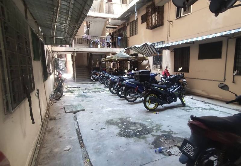 [NEAR LRT & 2nd FLOOR] Pangsapuri Pandan Jaya, Cheras, Ampang Jaya