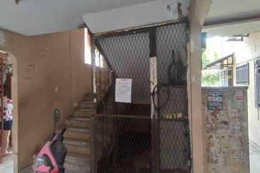 [NEAR LRT & 2nd FLOOR] Pangsapuri Pandan Jaya, Cheras, Ampang Jaya